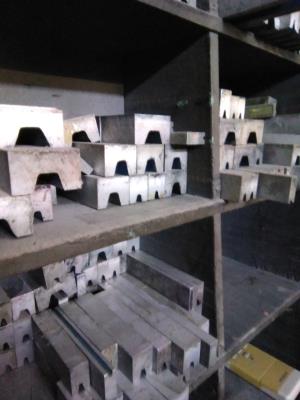 Tipo Makinalar için Klişe Altları